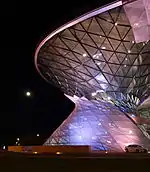 BMW Welt, (BMW World), museum and event venue, Munich, Germany, 2007.