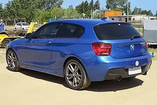 3-door hatchback (F21)