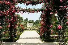 Image 63Parc de Bagatelle, a rose garden in Paris (from List of garden types)