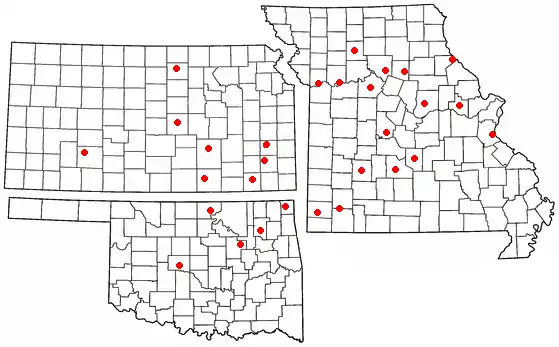 Each red dot shows the location of a B&B theatre as of 2007.