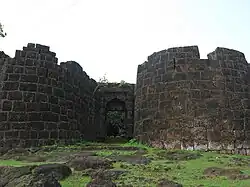 Bankot fort