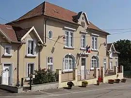 The town hall in Bannoncourt