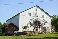 Barn along Pennsylvania Route 368 west of St. Petersburg