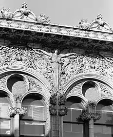 Parapet sculptural details