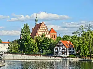 Bydgoszcz riverfront with the Bydgoszcz Cathedral and White Granary