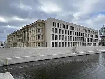 South and east façades of the palace, housing the Humboldt Forum