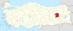 Bingöl highlighted in red on a beige political map of Turkeym