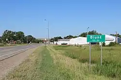 Entering Blunt from the northeast on U.S. Highway 14