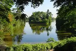 The Bois de Boulogne, built by Napoleon III and Haussmann between 1852 and 1858, was designed to give a place for relaxation and recreation to all the classes of Paris.