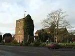 Bosbury Holy Trinity church with its detached tower.