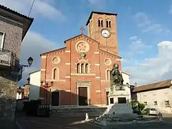 Parish church and Monument to Pope Pius V