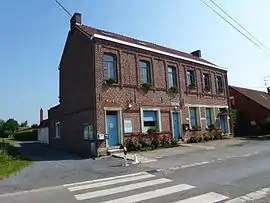 The town hall in Bousignies