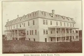 Breakers Hotel, Long Beach, looking east from beach