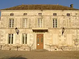 The town hall in Brie-sous-Matha