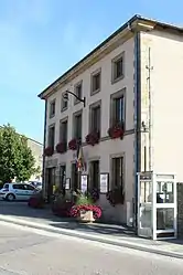 The town hall in Bult