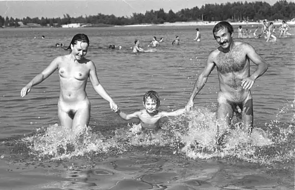 Image 37Naturist family on Lake Senftenberg in 1983 (from Naturism)