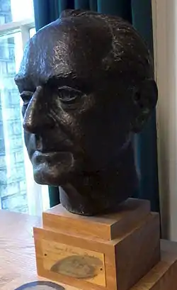 Bust of Evans-Pritchard