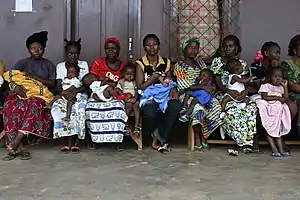 Image 16Mothers and babies aged between 0 and 5 years are lining up in a Health Post at Begoua, a district of Bangui, waiting for the two drops of the oral polio vaccine. (from Central African Republic)