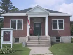 Calef Library in Washington