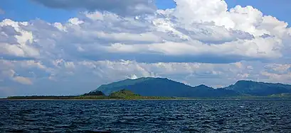 Photo of Cape Espiritu Santo taken 3 km (1.86 mi) West of Batag Island