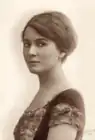 Portrait of Carrie Sterling by Otto Sarony (1898)