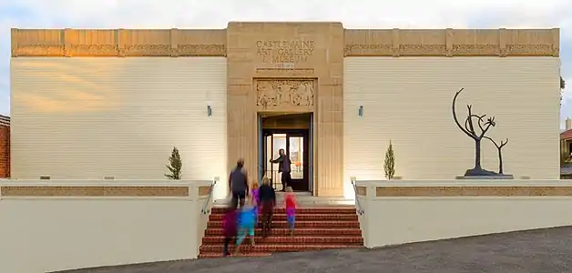 1931 Art Deco façade of the Castlemaine Art Museum, architect Percy Meldrum, Orlando Dutton frieze, photographed in 2017