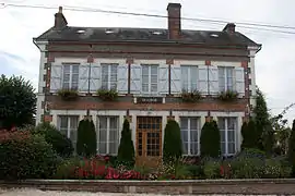 The town hall in Cerdon