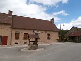 The town hall in Chambonchard