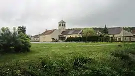 The church of Chaumont-le-Bois and its surroundings