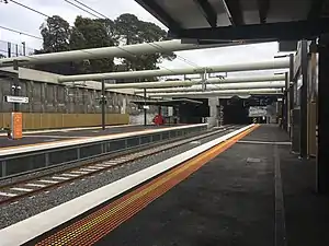 Citybound view from cheltenham platform 3 facing towards platforms 1&2