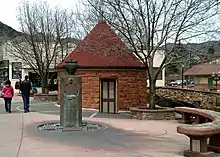 Cheyenne Spring House, Manitou Avenue