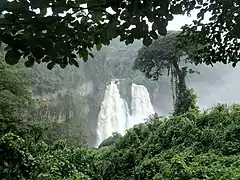 Ekom Nkam Melong Falls