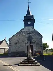 The church in Crèvecœur-le-Petit