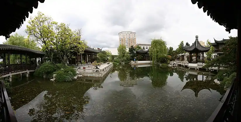 Lan Su Chinese Garden