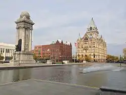 The monument and reflecting pool, 2013