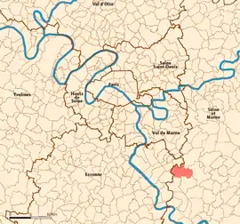 Location (in red) within Paris inner and outer suburbs