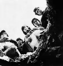 Count Five in 1966 From left to right: Ron Chaney (bass), Mouse Michalski (lead guitar), Sean Byrne (lead vocals, rhythm guitar), Butch Atkinson (drums), Kenn Ellner (vocals, harmonica)