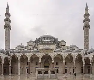 North facade with the forecourt and central fountain (şadırvan)