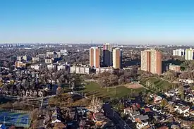 Crescent Town's buildings