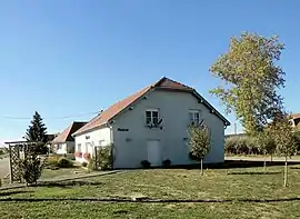 The town hall in Cubry-lès-Faverney