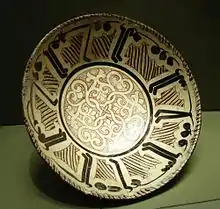 Under-glaze terracotta bowl from the 11th century Nishapur