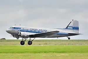 old airliner landing