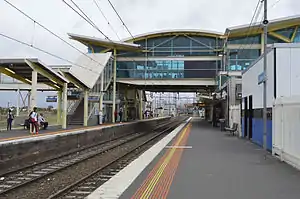 Citybound view from Dandenong platform 3 facing towards platforms 1&2