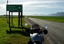 Road sign on the R365 turnoff to the pass