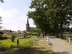 Drive way of De Borggraaf, a castle in Lottum.