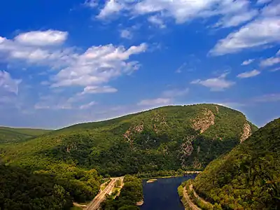 Image 44Delaware Water Gap is shared between Warren County and neighboring Pennsylvania. (from New Jersey)