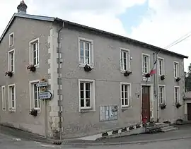 The town hall and school in Derbamont