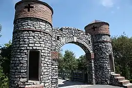 Mock-up door of make-believe l'Île-d'Orléans seigneurie