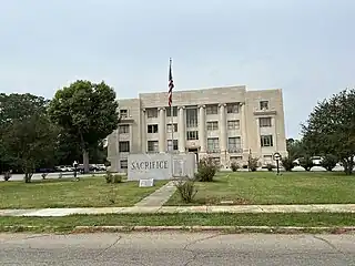 Drew County Arkansas Courthouse was taken on Friday, September 22, 2023 at 12:03 PM on S Main St in Monticello Arkansas