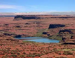 Image 1The immense floods created channels that are presently dry, such as the Drumheller Channels (from Geology of the Pacific Northwest)